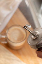 Load image into Gallery viewer, Mason Jar - Self closing pour spout