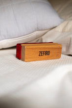 Load image into Gallery viewer, Fuzz Remover